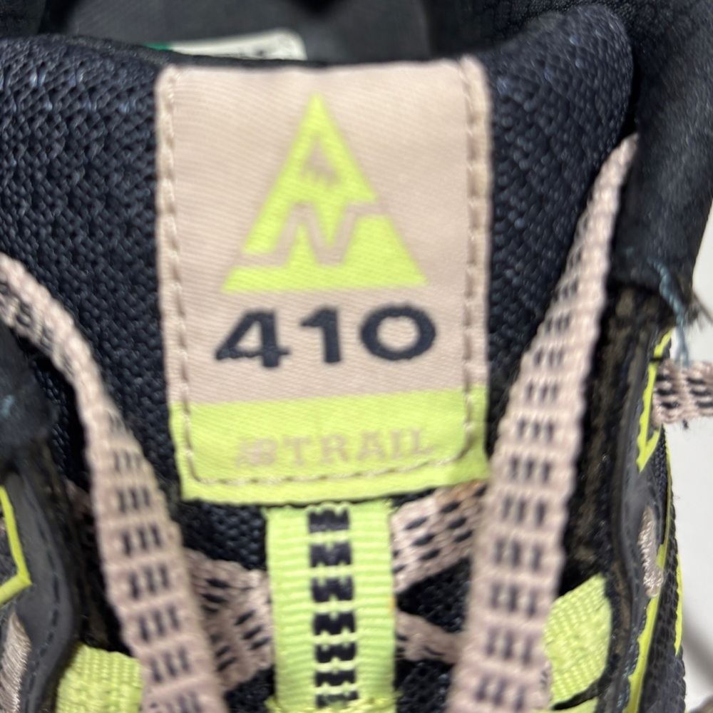 New Balance 410v7 Trail Running Shoes Womens 9.5 Navy Lime WT410LP7 - Picture 7 of 8